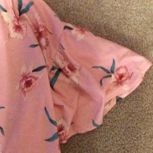 Cardigan - Picture 2 of 4